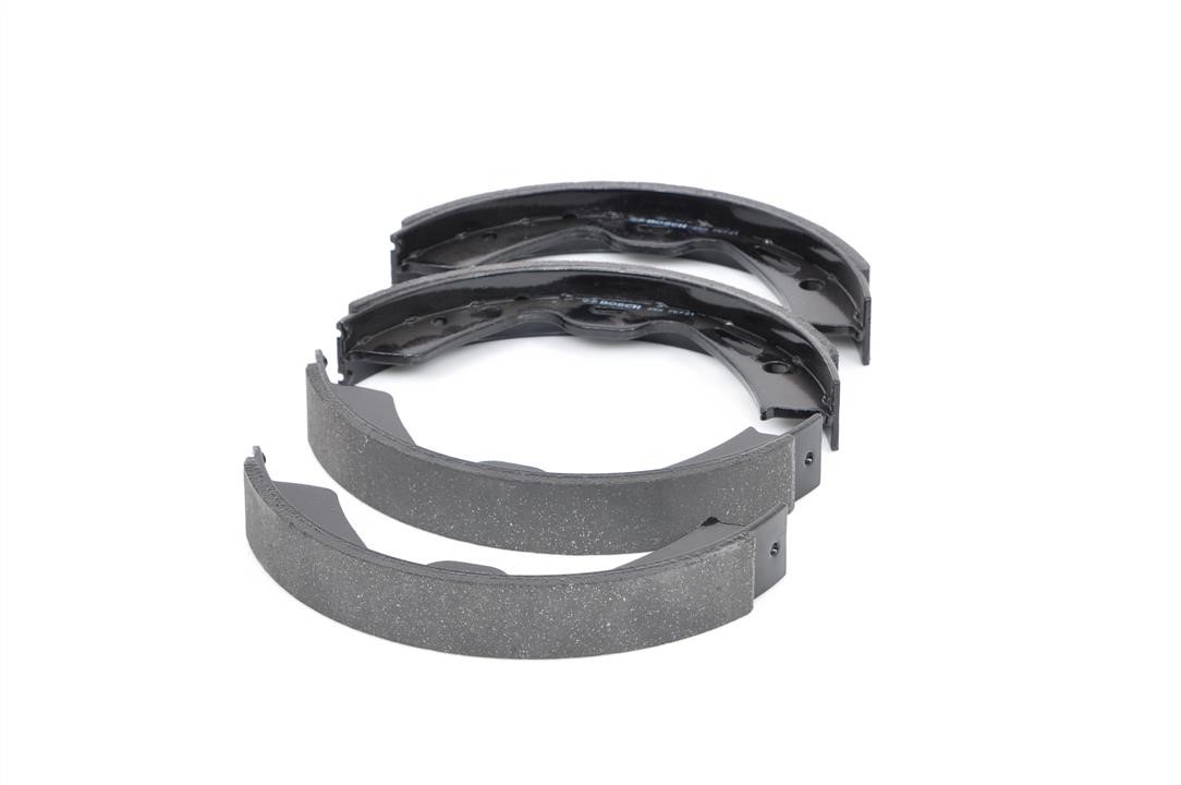 Buy Bosch 0 986 487 920 at a low price in United Arab Emirates!
