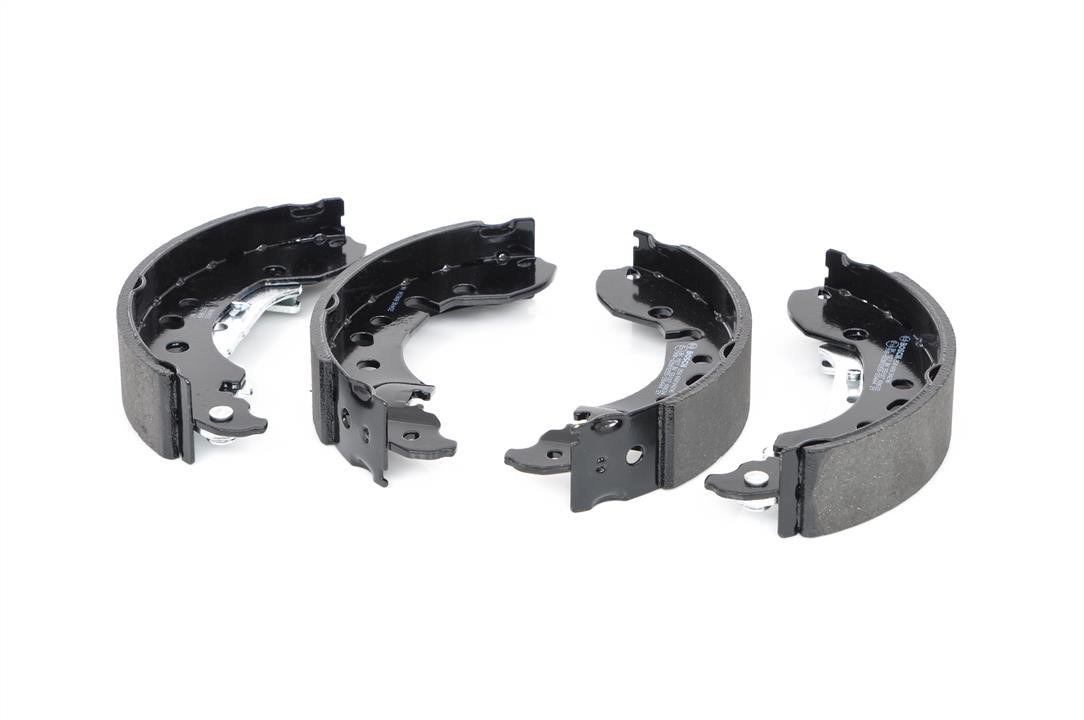 Brake shoe set Bosch 0 986 487 921