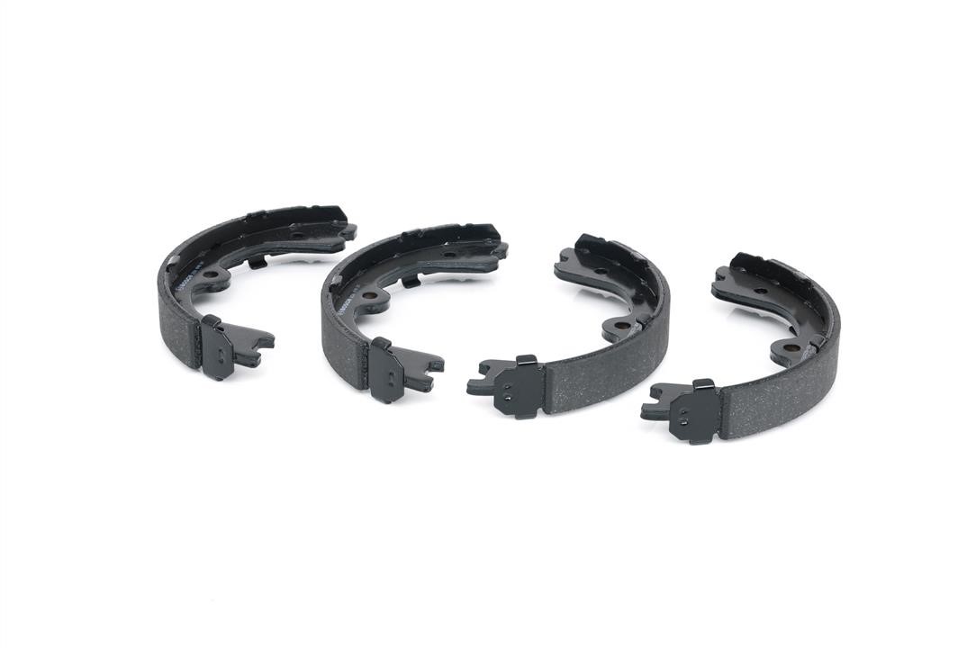 Handbrake shoes Bosch 0 986 487 929