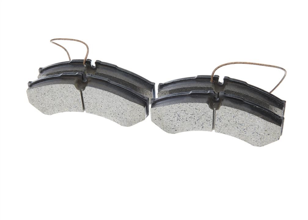 Brake pad set Bosch 0 986 494 239