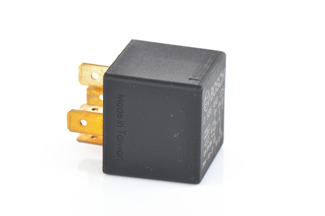 Buy Bosch 0 986 AH0 135 at a low price in United Arab Emirates!