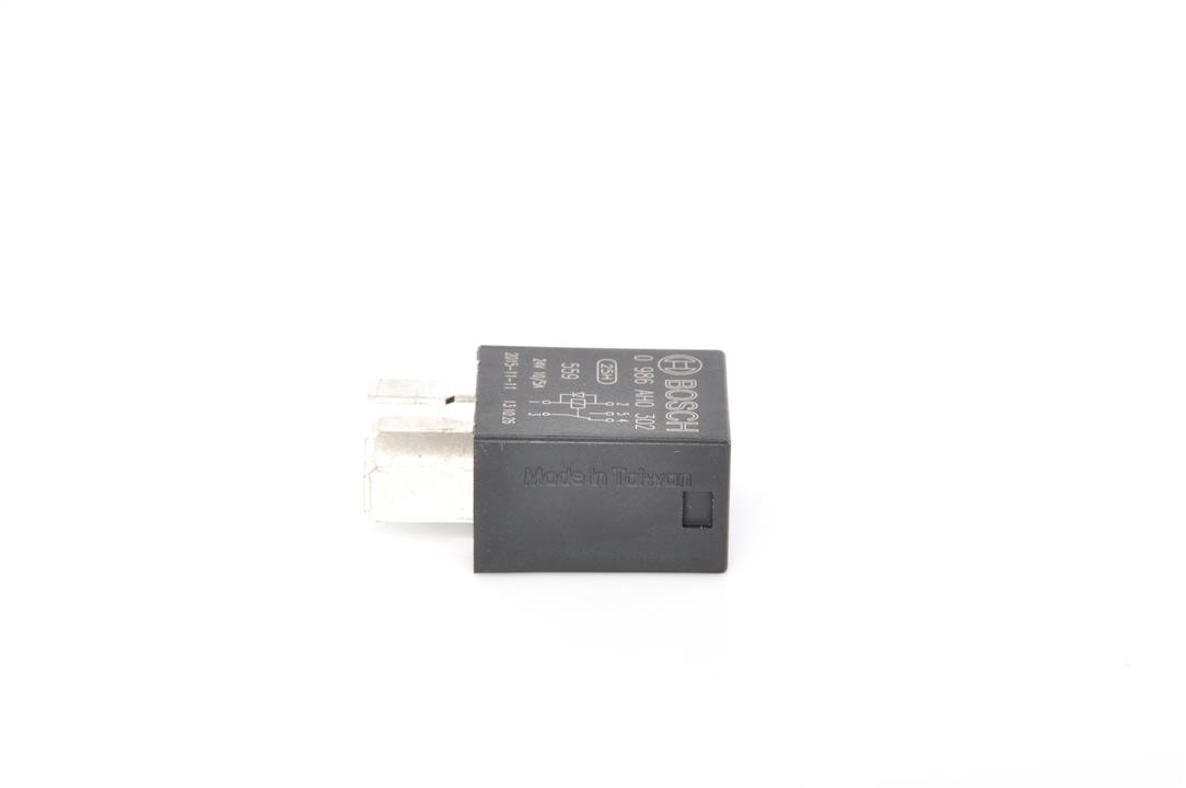Buy Bosch 0986AH0302 – good price at EXIST.AE!