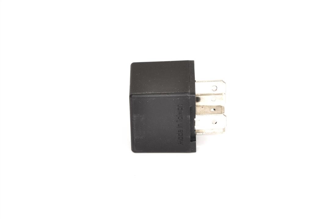 Bosch Relay – price 28 PLN