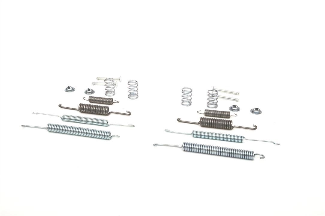 Brake pad fitting kit Bosch 1 987 475 204