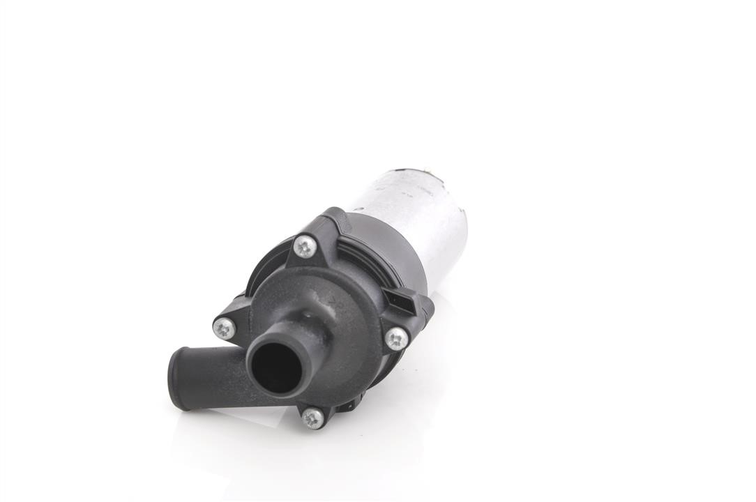 Additional coolant pump Bosch 0 392 020 026