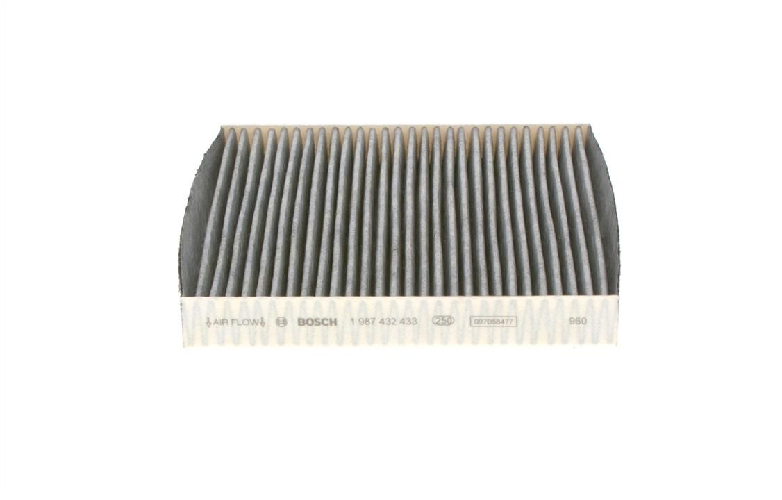 Bosch Cabin filter with activated carbon – price 58 PLN