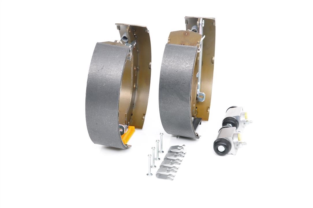 Brake shoe set Bosch 0 204 114 661