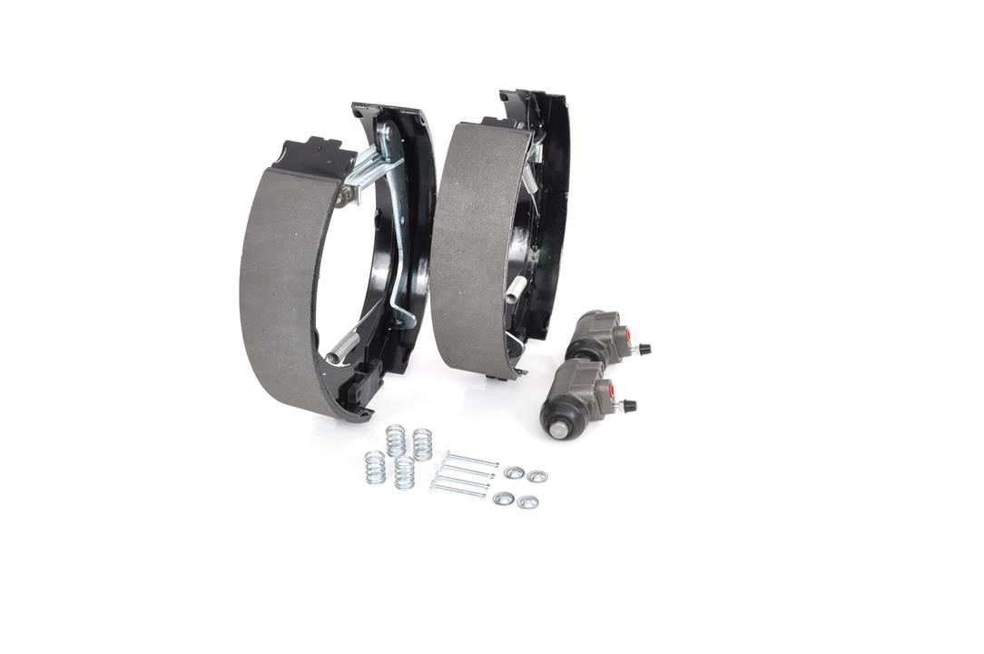 Brake shoe set Bosch 0 204 114 530