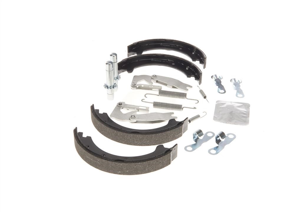 Handbrake shoes Bosch 0 204 113 826