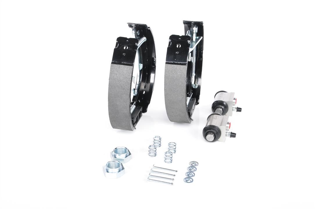 Brake shoe set Bosch 0 204 114 548