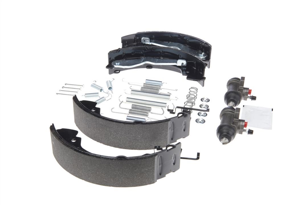 Brake shoe set Bosch 0 204 113 692