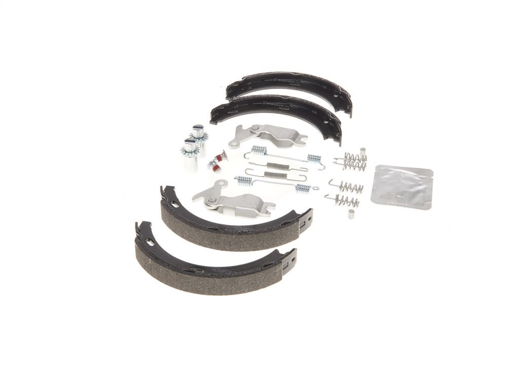 Handbrake shoes Bosch 0 204 113 812