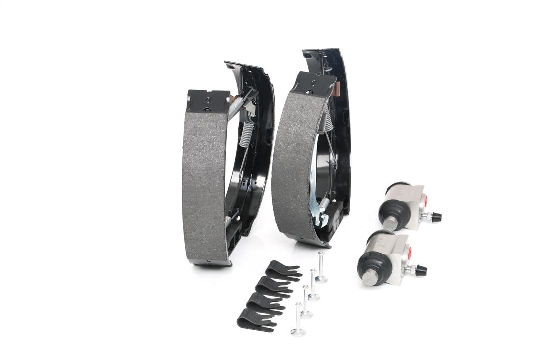 Brake shoe set Bosch 0 204 114 665
