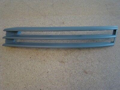 LR044733 Land Rover Front bumper grille (plug) left