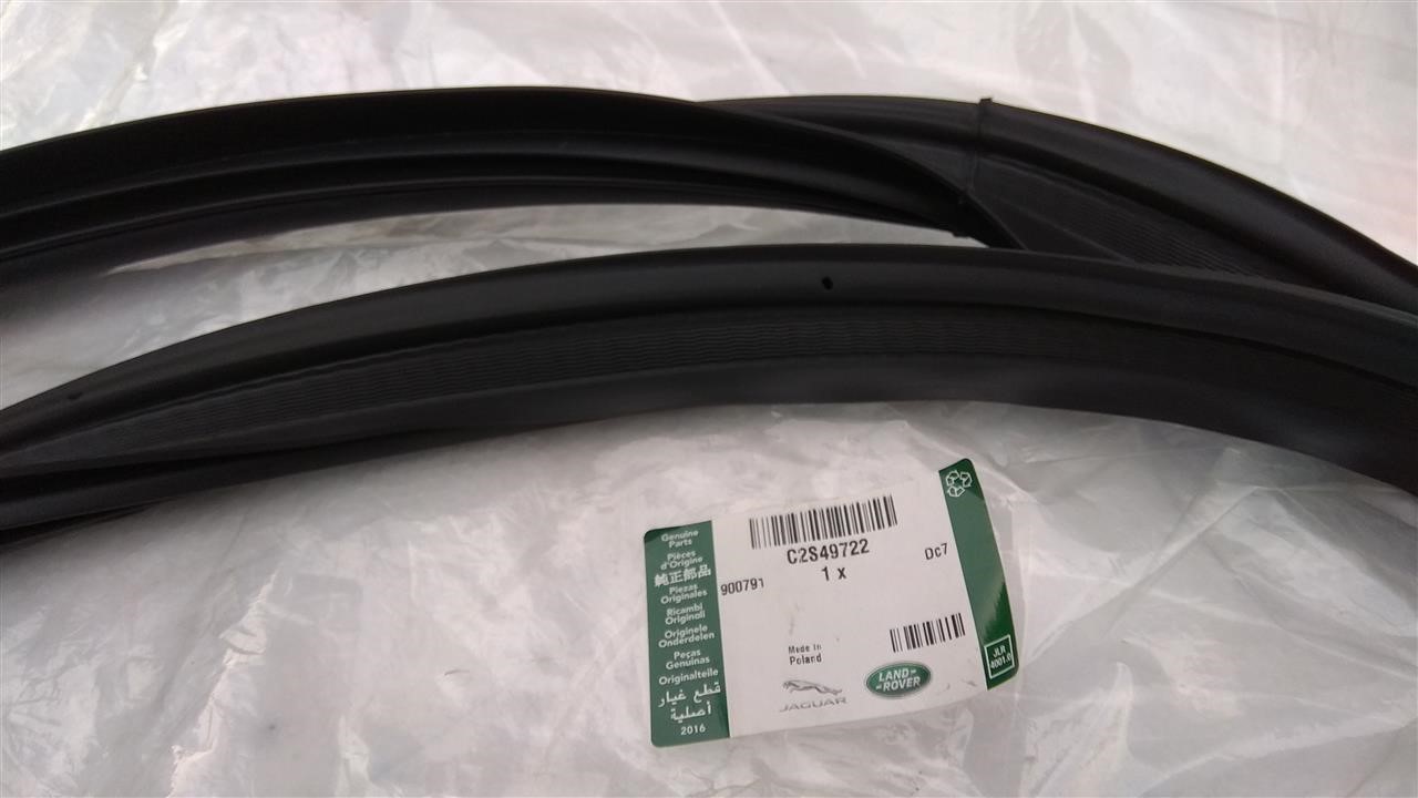 Weatherstrip Jaguar C2S49722
