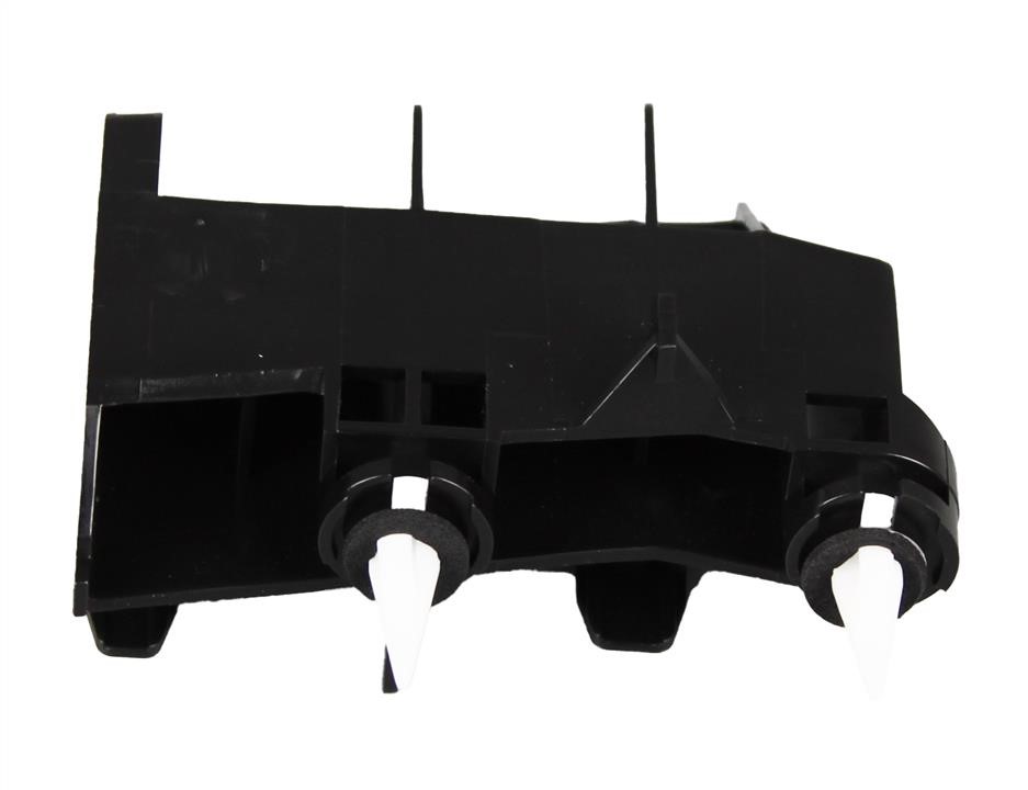 5256350020 Toyota Rear bumper retainer