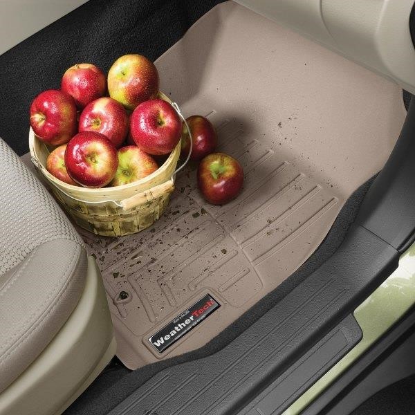 Auto part Weathertech 450662