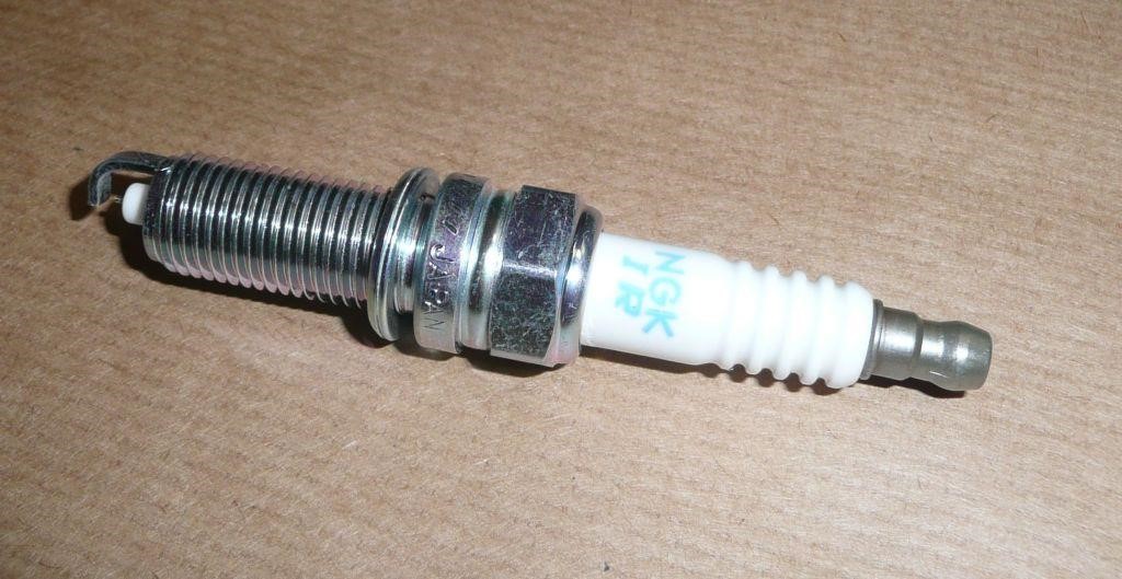Spark plug Citroen/Peugeot 96 762 881 80
