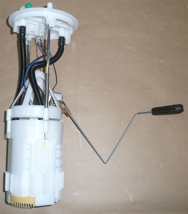 Fuel pump Renault 82 00 704 626