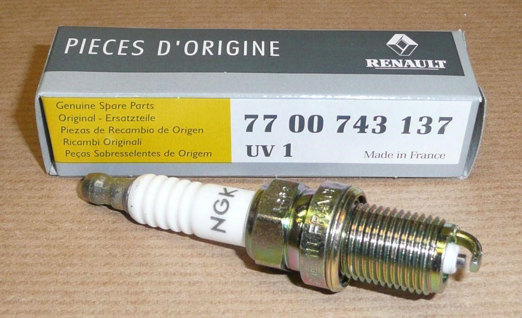 Spark plug Renault 77 00 743 137