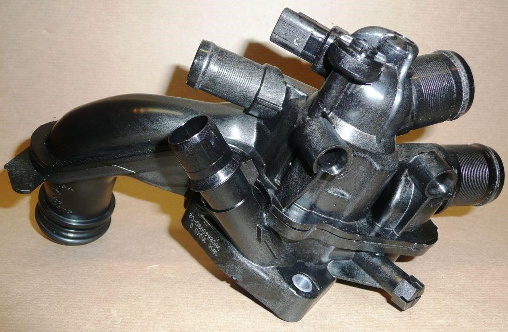 Citroen/Peugeot Thermostat housing – price 583 PLN