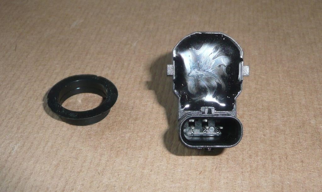 Buy Renault 28 44 213 00R at a low price in United Arab Emirates!