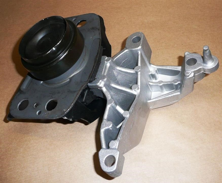 Engine mount right Renault 82 00 410 267