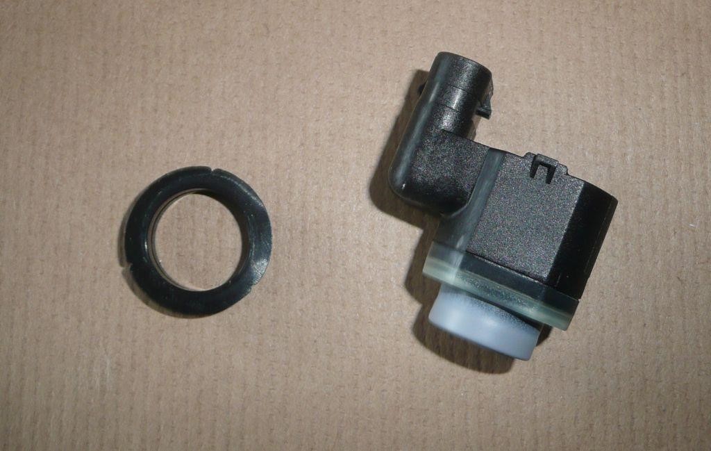 Buy Renault 284421300R – good price at EXIST.AE!