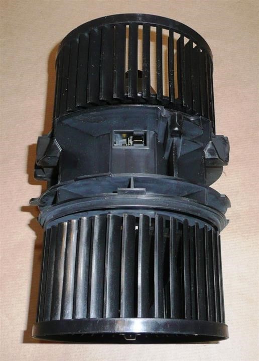Renault Cabin ventilation motor – price 992 PLN