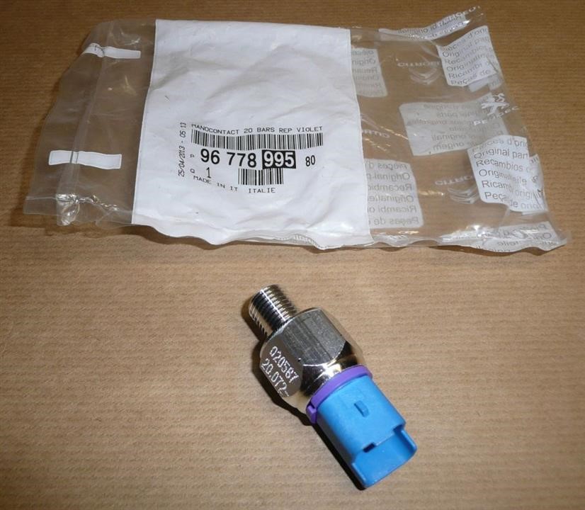 Oil pressure sensor Citroen/Peugeot 96 778 995 80