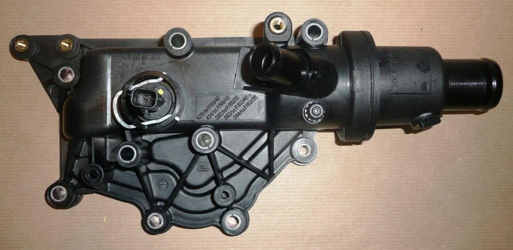 Thermostat housing Renault 82 00 700 092