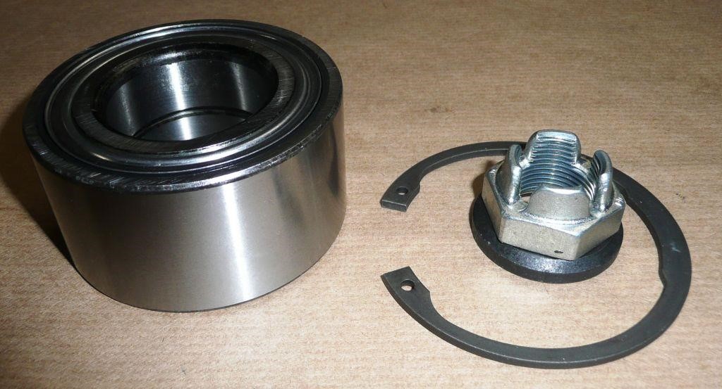 Front Wheel Bearing Kit SNR R155.62