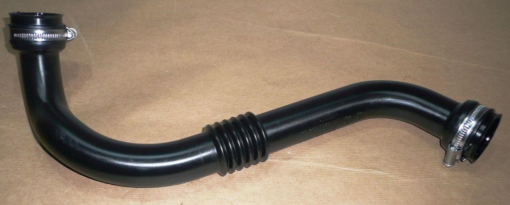 Intercooler pipe Renault 82 00 658 187