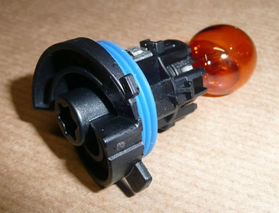 Buy Renault 262610001R – good price at EXIST.AE!