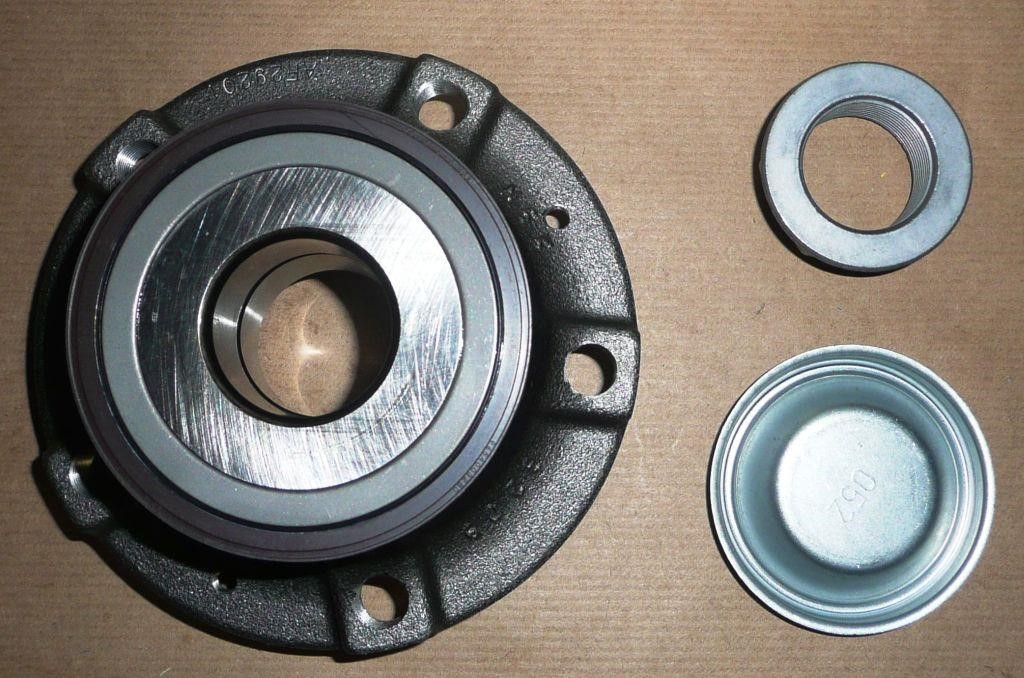 Wheel hub SNR R15968