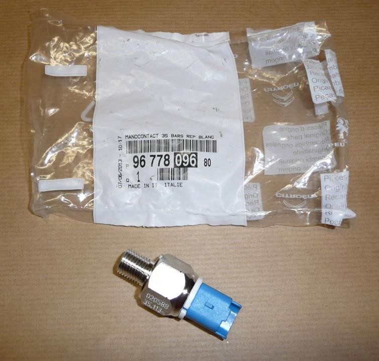 Oil pressure sensor Citroen/Peugeot 96 778 096 80