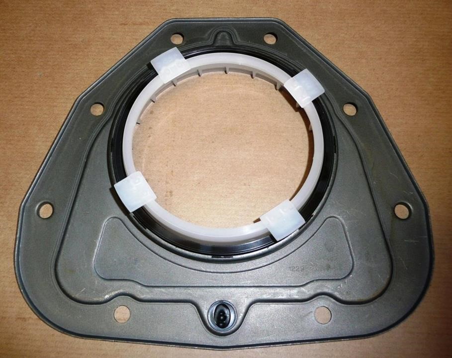 Renault Rear crankshaft oil seal – price 364 PLN