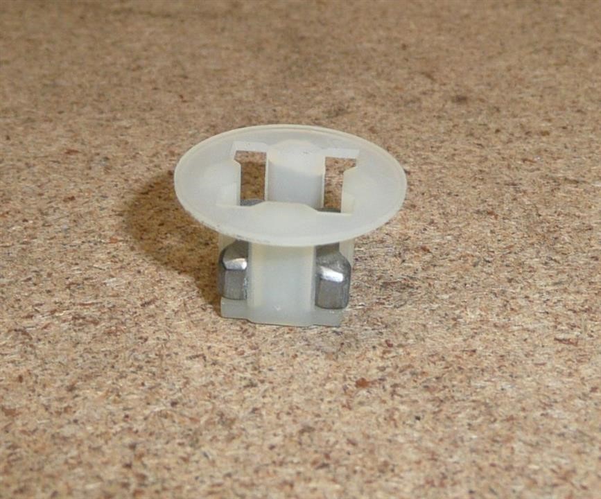Nut Citroen/Peugeot 7481 GP
