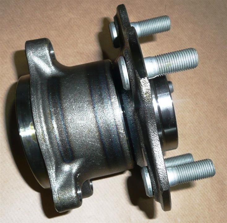 Rear wheel hub SNR R168.74