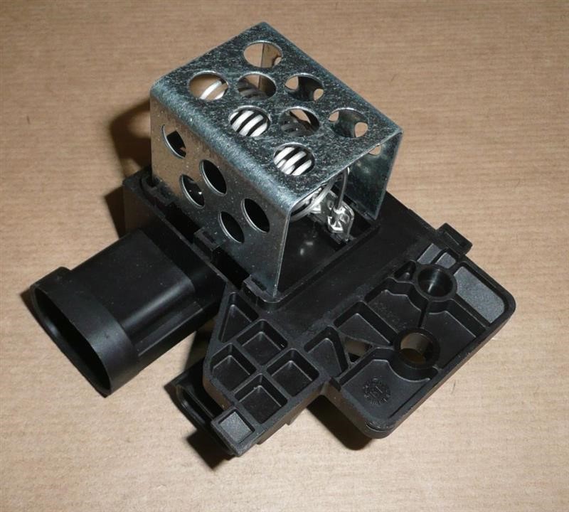 Buy Renault 25 55 037 92R at a low price in United Arab Emirates!
