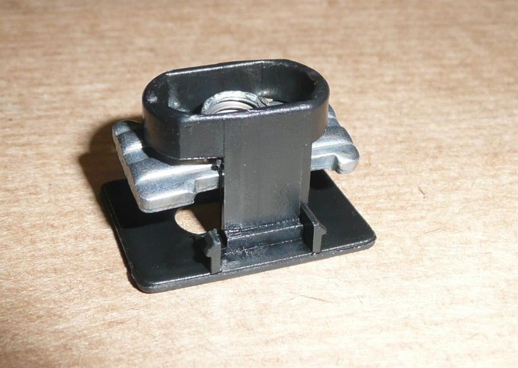 Renault Nut – price 22 PLN