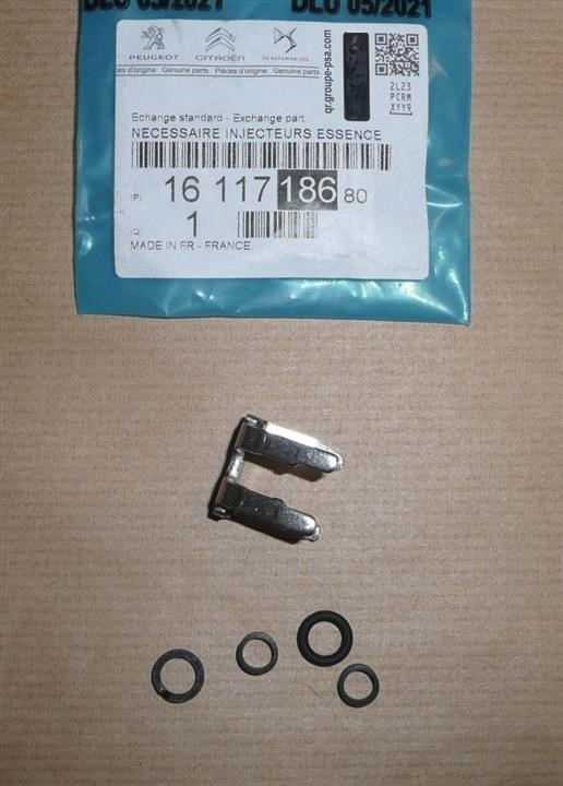 Citroen/Peugeot 16 117 186 80 Fuel nozzle mounting kit 1611718680 1611718680 Citroen/Peugeot Fuel nozzle mounting kit
