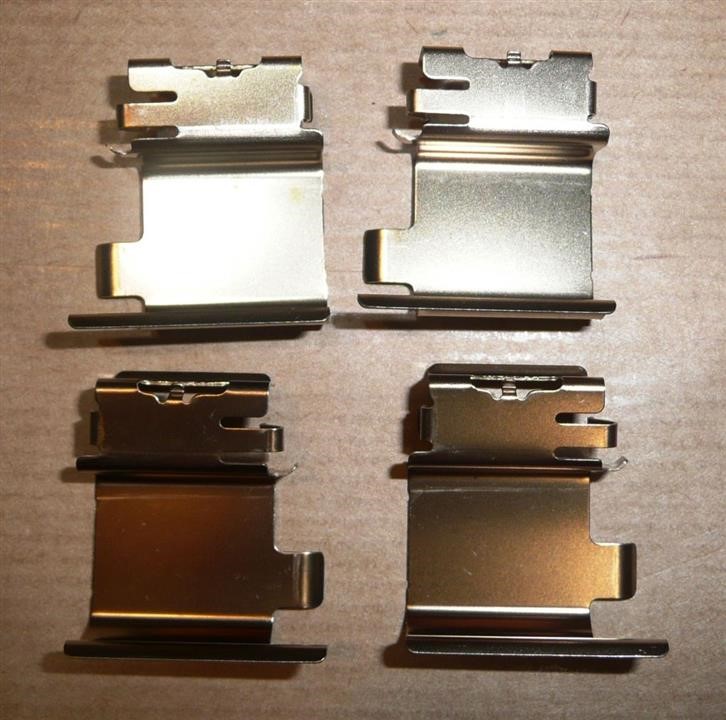 Renault Brake pad fitting kit – price 134 PLN