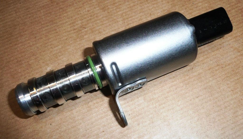 Citroen/Peugeot Valve of the valve of changing phases of gas distribution – price 396 PLN