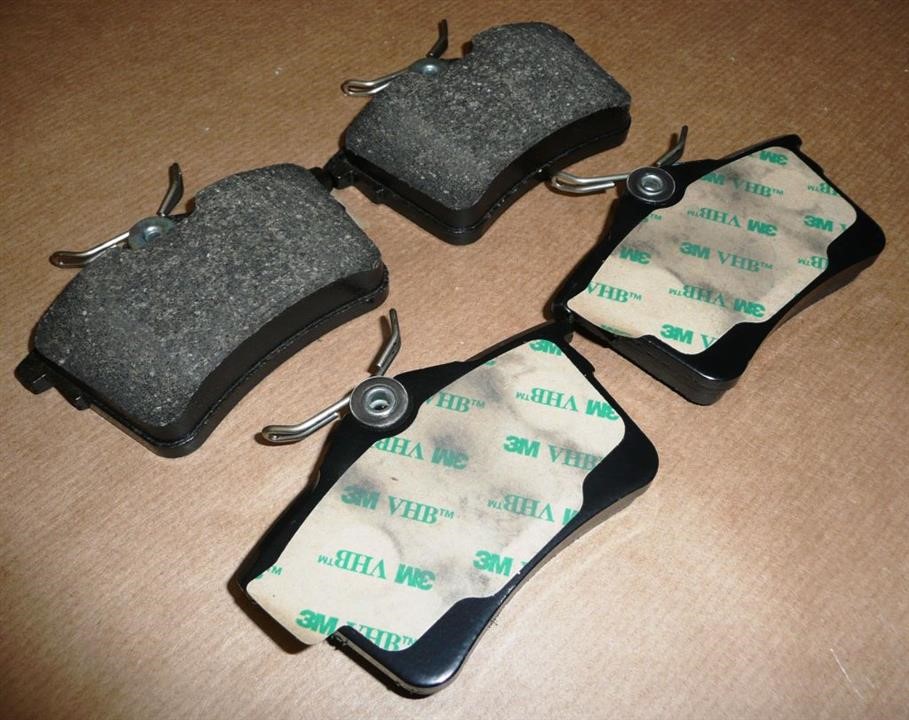 Rear brake pad set Citroen/Peugeot 16 231 806 80