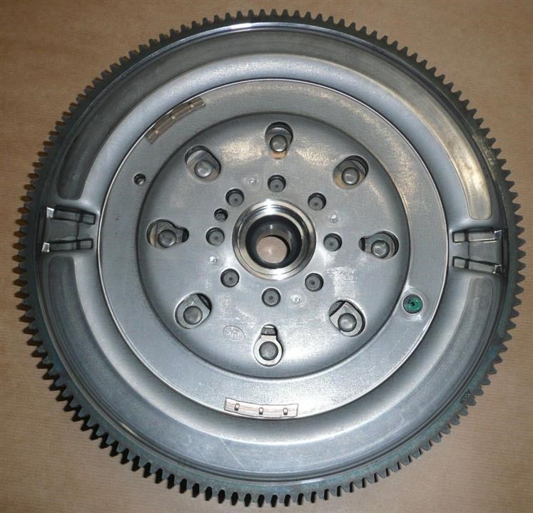 Flywheel Renault 12 31 003 75R