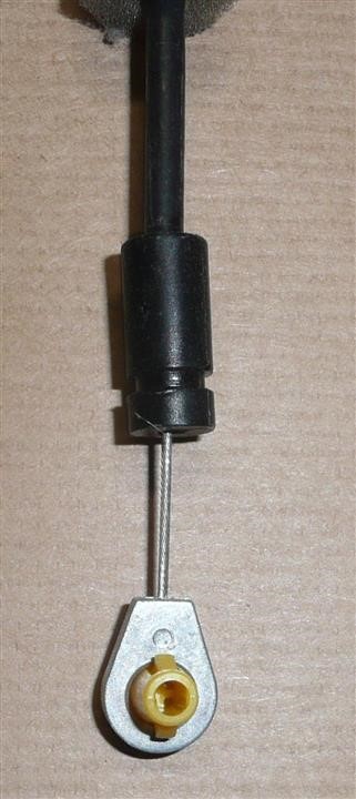 Buy Renault 825087319R – good price at EXIST.AE!