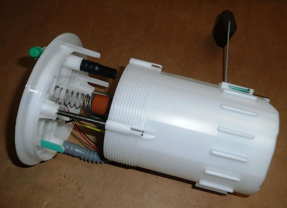 Buy Renault 172026517R – good price at EXIST.AE!