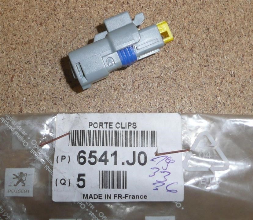 Citroen/Peugeot 6541 J0 Coolant temperature sensor 6541J0