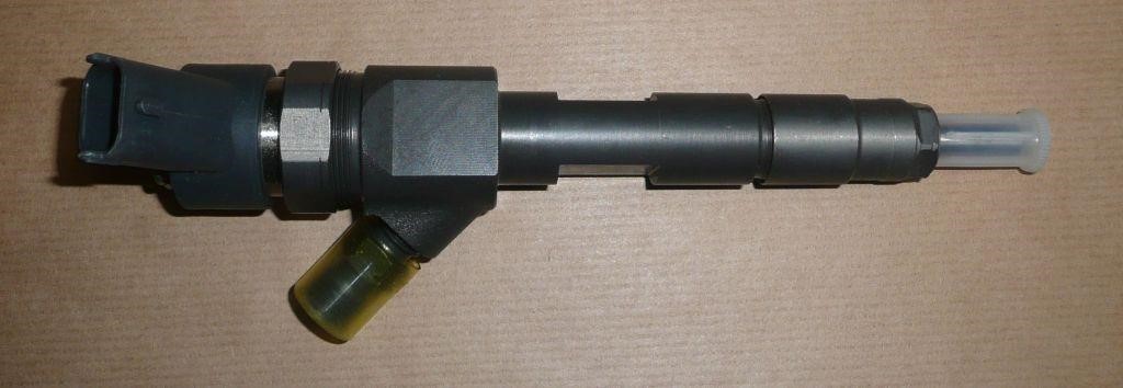 Renault Injector fuel – price 1559 PLN